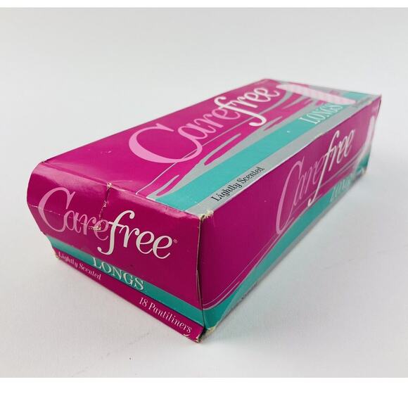 Vintage Carefree Panty Shields Pantiliner Liner 18 Pads Box Movie TV Prop Scente - Picture 3 of 8